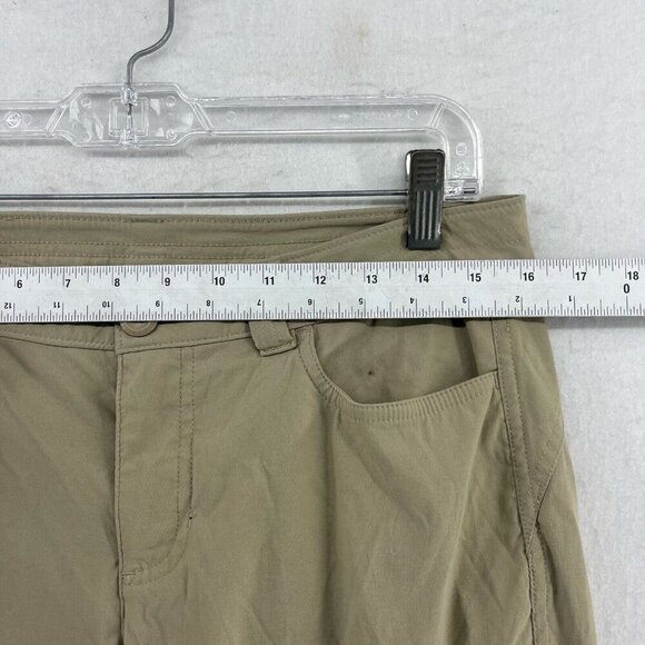 Eddie Bauer Cropped Pants Women's 8 Khaki Brown Midrise Zip Pocket Hiking Casual - Picture 3 of 13